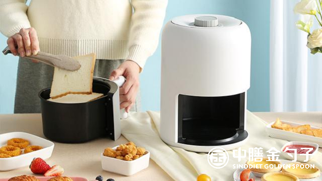 九游娱乐
餐饮,品味传统与现代的美食交融.png